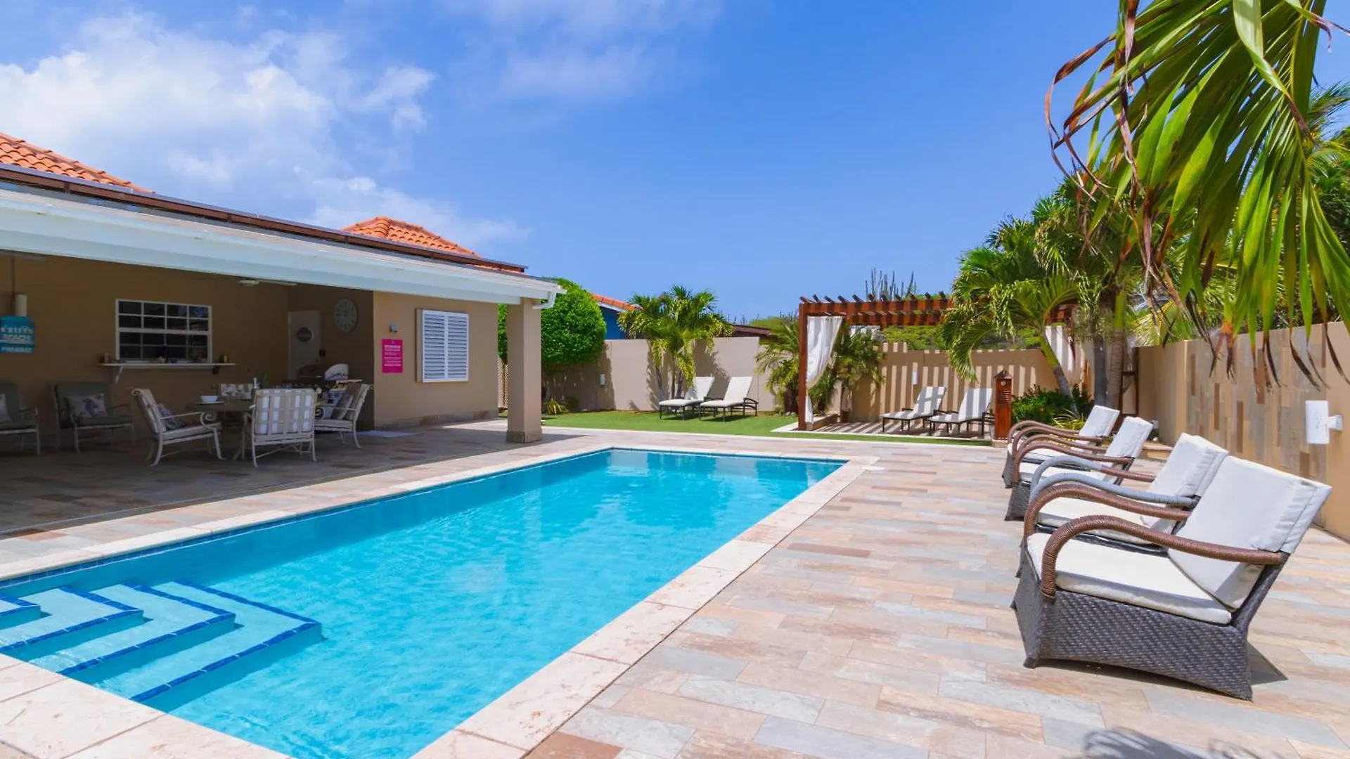 Topaz 8 Palm Beach Holiday home